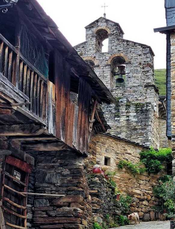 Peñalba de Santiago, turismo rural, senderismo, turismo de montaña, turismo sensorial, montes Aquilianos, turismo cultural
